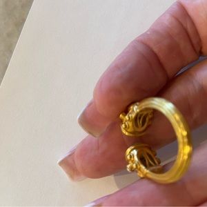 Beautiful original Julie Vos ring.  With pouch.